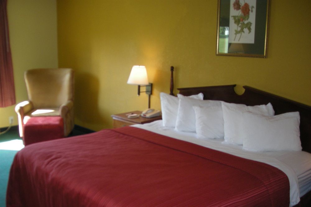 Red Roof Inn Morehead Exterior foto